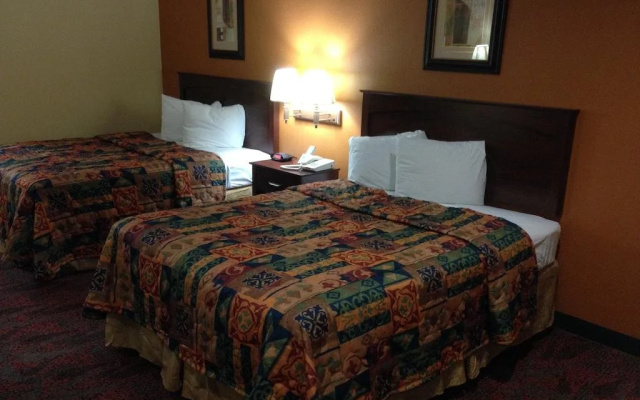 photo 2 of Executive Inn