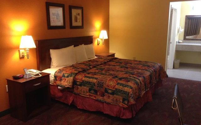 photo 3 of Executive Inn