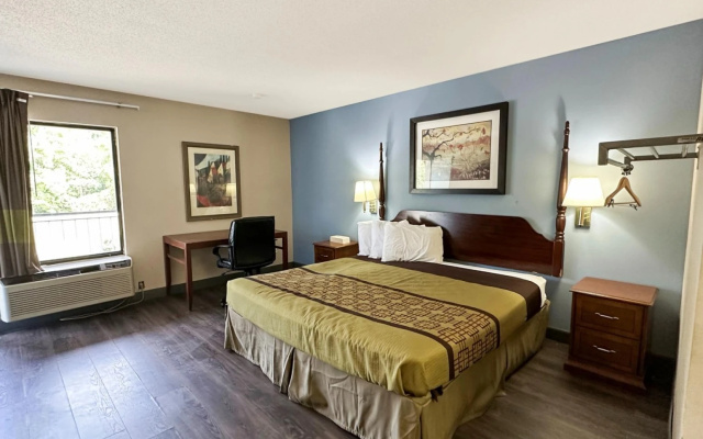 photo 4 of Executive Inn Ridgeway I-77