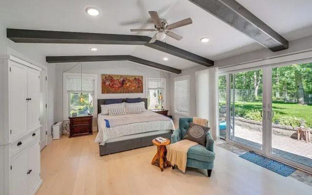photo 3 of Expansive Fontana Home < 2 Mi to Geneva Lake!