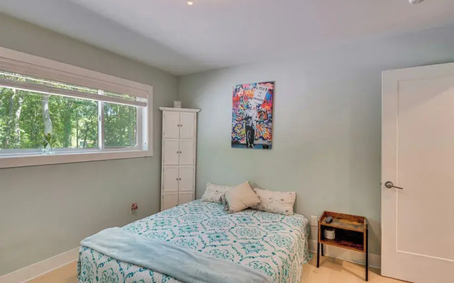 photo 4 of Expansive Fontana Home < 2 Mi to Geneva Lake!