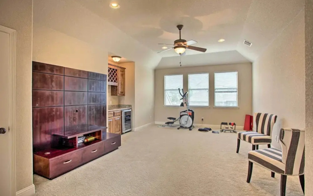 photo 3 of 4 Mi to Grapevine Lake: Texas Home w/ Media Room