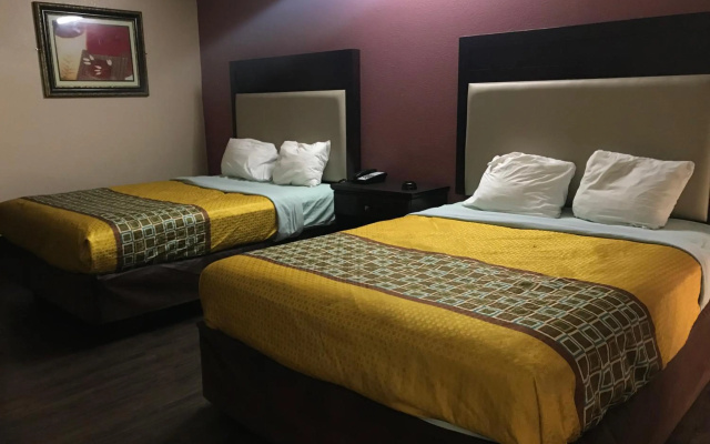 photo 5 of Express Inn