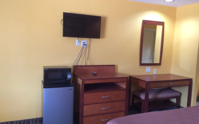 photo 3 of Express Inn Gulf Bank