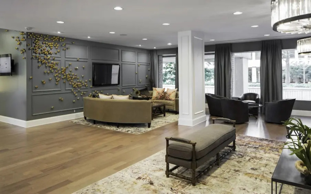 photo 3 of Exquesite Br1 Bedroom Condo Arlington