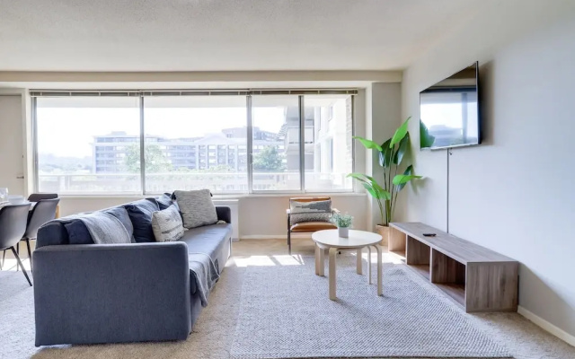 photo 4 of Exquesite Br1 Bedroom Condo Arlington