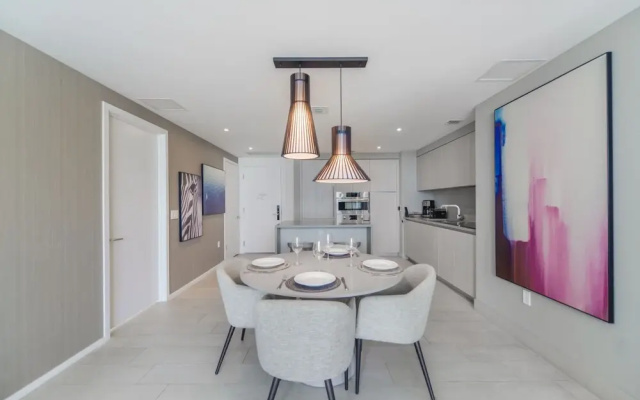 photo 2 of Exquisite 2 BRCondo At Hyde Beach House
