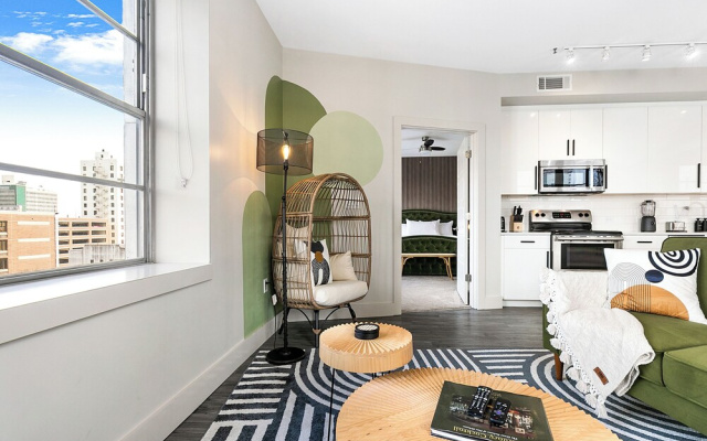 photo 2 of Exquisite 4 BR Condo in New Orleans