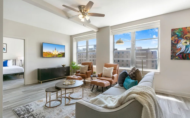 photo 3 of Exquisite 4 BR Condo in New Orleans