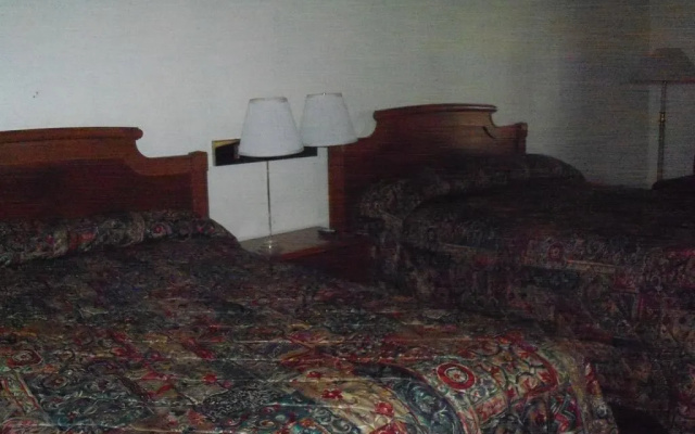 photo 5 of Budget Inn & Suites