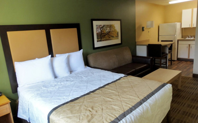 photo 3 of Extended Stay America Select Suites Atlanta Cumberland Mall