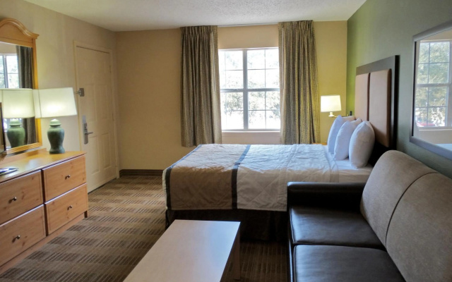 photo 4 of Extended Stay America Select Suites Atlanta Cumberland Mall