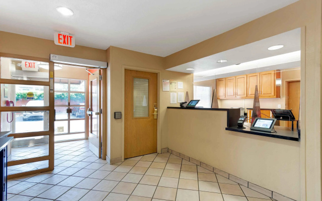 photo 2 of Extended Stay America Select Suites Atlanta Marietta Wildwoo