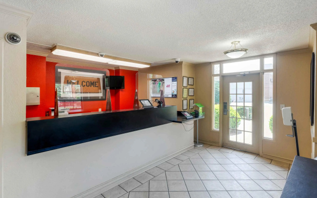 photo 2 of Extended Stay America Select Suites Atlanta Perimeter Hammon