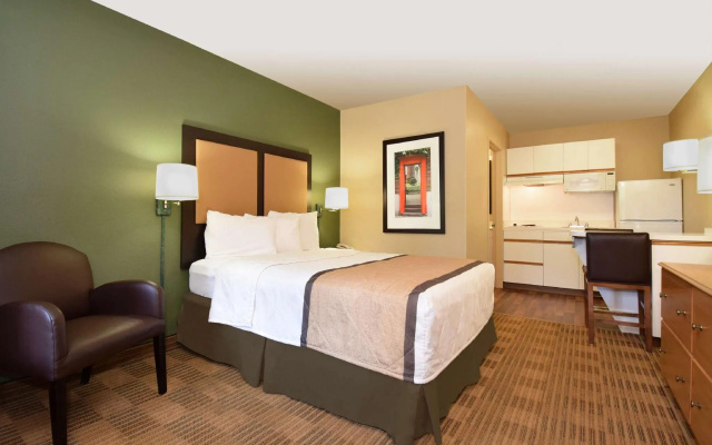 photo 3 of Extended Stay America Suites - Birmingham - Perimeter Park South