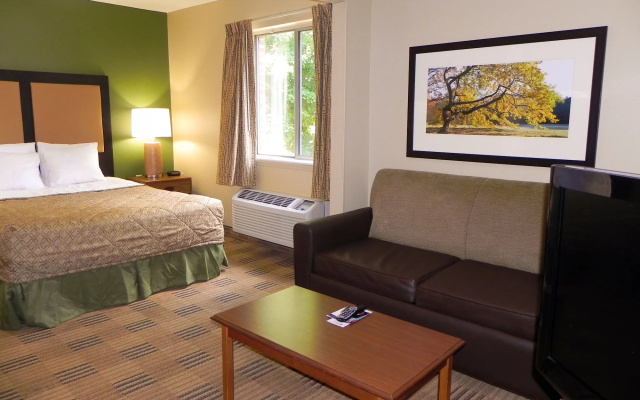 photo 3 of Extended Stay America Suites - Charlotte - University Place - E. McCullough Dr.
