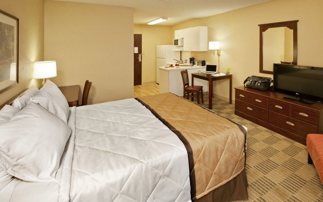 photo 4 of Extended Stay America Suites Cincinnati Blue Ash Kenwood Rd