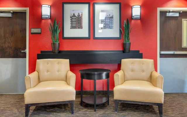photo 2 of Extended Stay America Suites Cincinnati Florence Turfway Rd