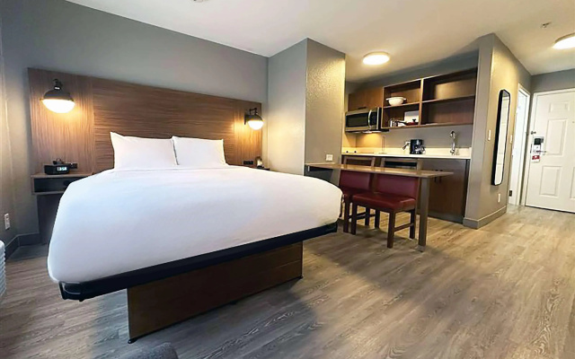 photo 3 of Hawthorn Extended Stay by Wyndham Bedford / Dallas