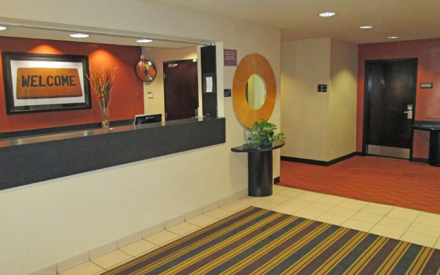 photo 2 of Extended Stay America Suites Dallas Greenville Avenue