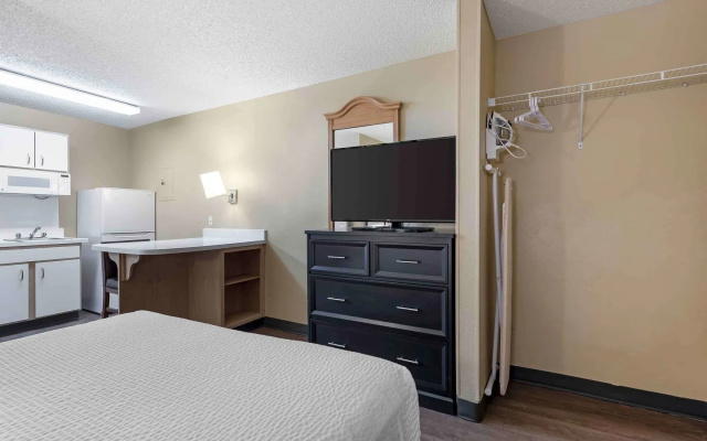 photo 4 of Extended Stay America Select Suites Denver Aurora South