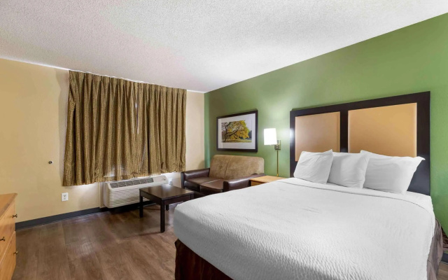 photo 4 of Extended Stay America Select Suites Denver Cherry Creek