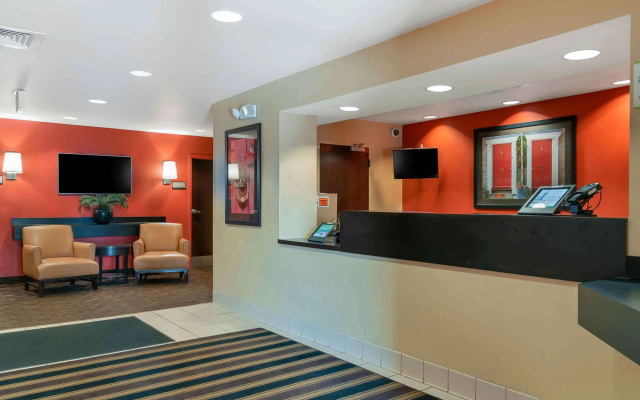 photo 2 of Extended Stay America Suites Detroit Canton