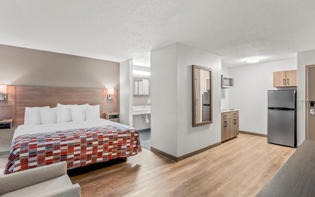 photo 5 of Red Roof Inn Southfield