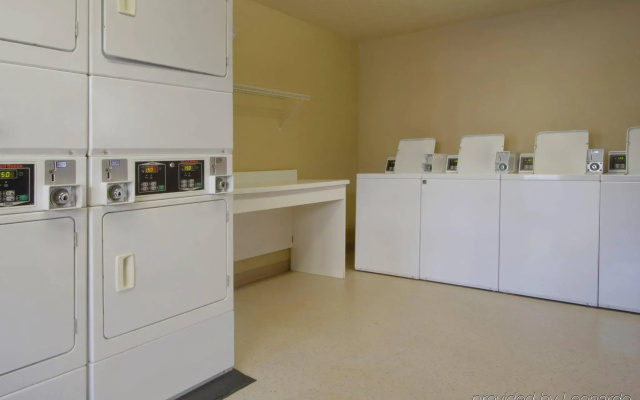 photo 2 of Studio 6 Suites Greenville, SC - Haywood Mall