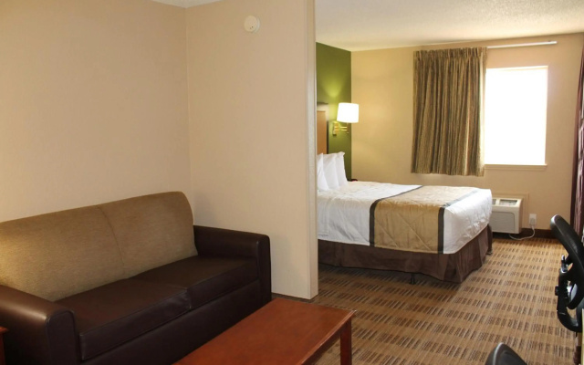 photo 4 of Extended Stay America Suites Houston Katy Freeway Energy Cor