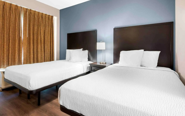 photo 4 of Extended Stay America Suites Indianapolis Airport W Southern