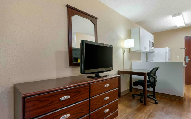 photo 3 of Extended Stay America Select Suites - Jacksonville - Lenoir Avenue East
