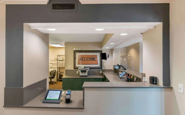 photo 2 of Extended Stay America Suites - Kansas City - Country Club Plaza
