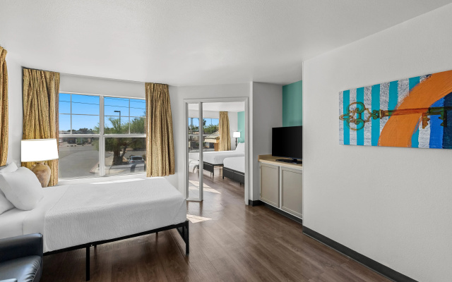 photo 5 of MainStay Suites Las Vegas Flamingo