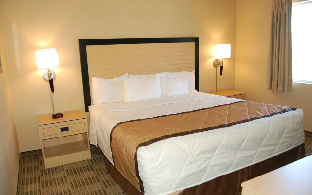 photo 3 of Extended Stay America Suites - Las Vegas - Valley View