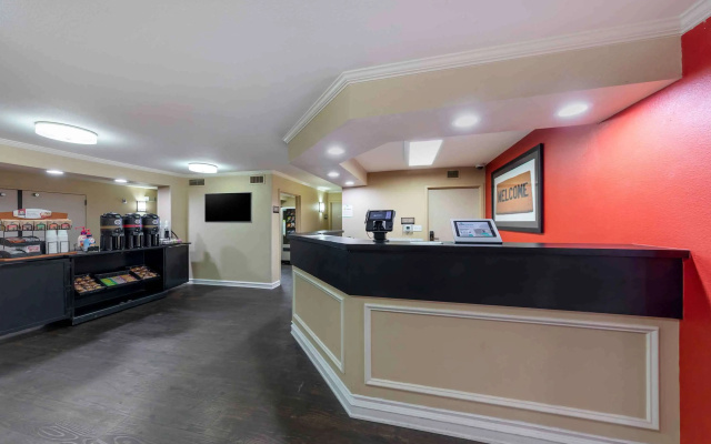 photo 2 of Extended Stay America Suites Los Angeles Glendale