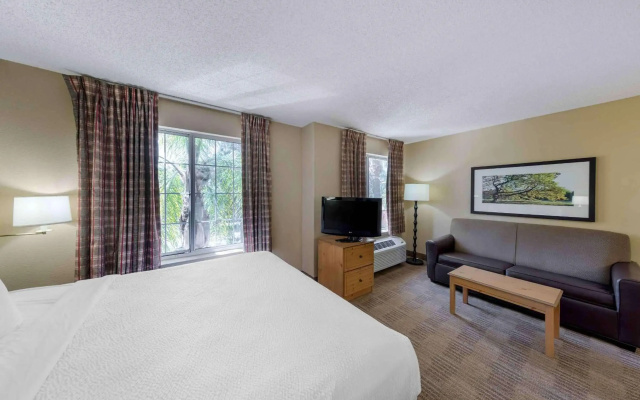 photo 5 of Extended Stay America Suites Los Angeles Glendale