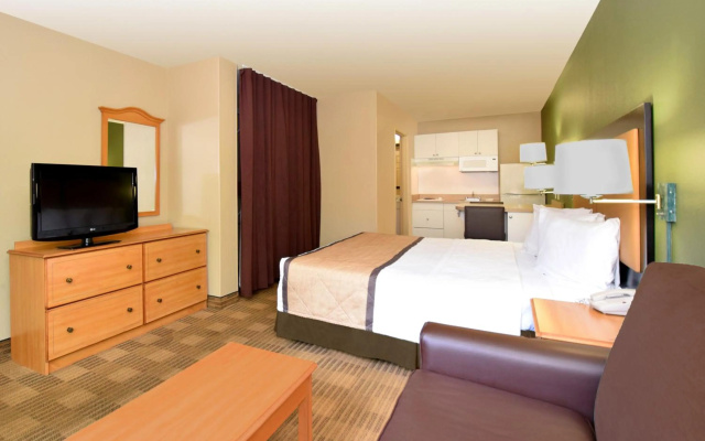 photo 3 of Extended Stay America Suites Los Angeles LAX El Segundo