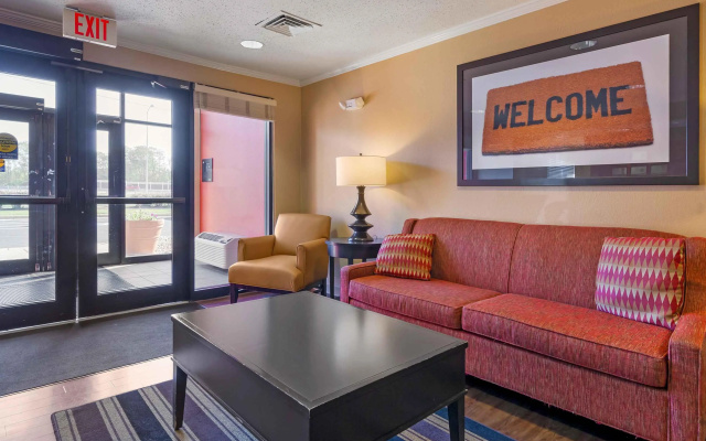 photo 3 of Extended Stay America Select Suites - Madison - Old Sauk Rd.