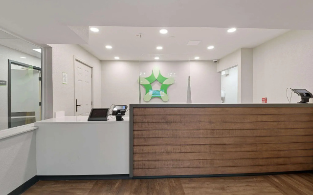photo 2 of Extended Stay America Premier Suites - Miami - Airport - Miami Springs