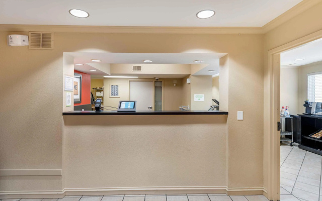 photo 2 of Extended Stay America Suites Eden Prairie Technology Dr