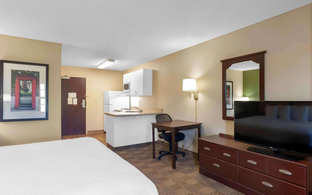 photo 5 of Extended Stay America Suites Orlando Theme Parks Major Blvd