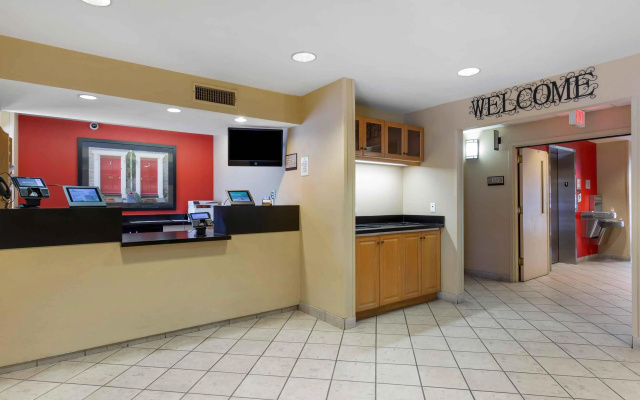 photo 2 of Extended Stay America Suites Phoenix Scottsdale