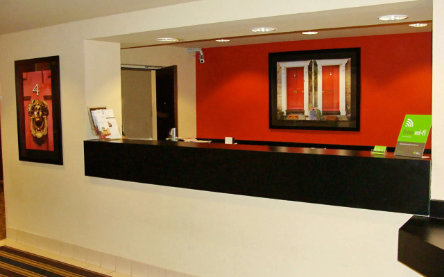 photo 2 of Extended Stay America Suites Princeton South Brunswick