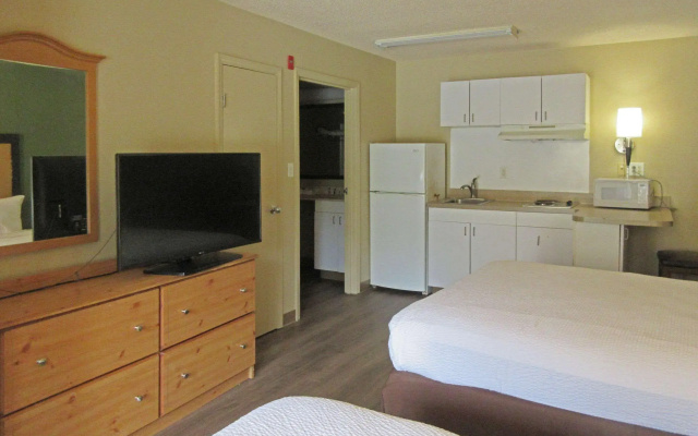 photo 4 of Suburban Studios Raleigh - Crabtree Valley
