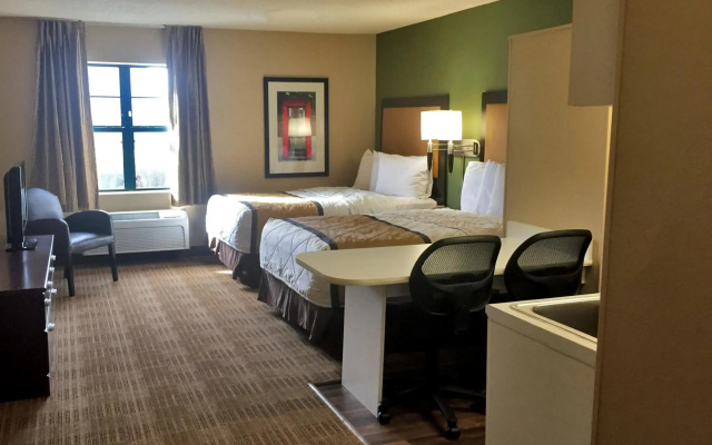photo 4 of Studio 6 Extended Stay Rochester Greece NY