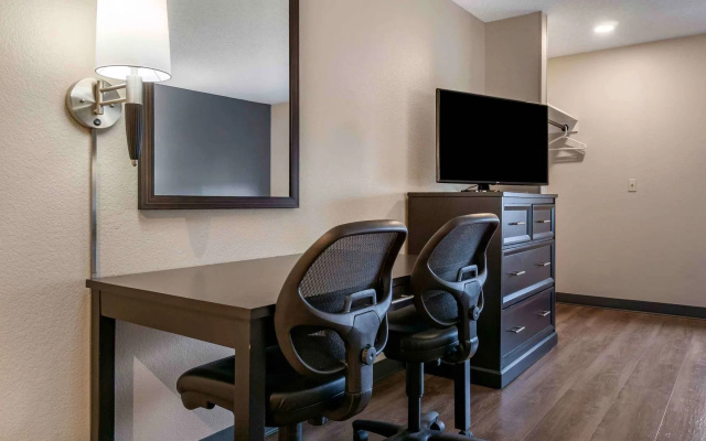 photo 5 of Extended Stay America Premier Suites Seattle Bellevue Downtown