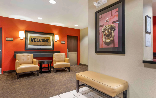 photo 2 of Extended Stay America Suites Bloomington Normal