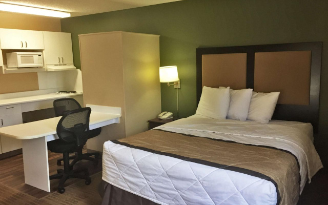 photo 2 of Extended Stay America Suites Chicago Itasca
