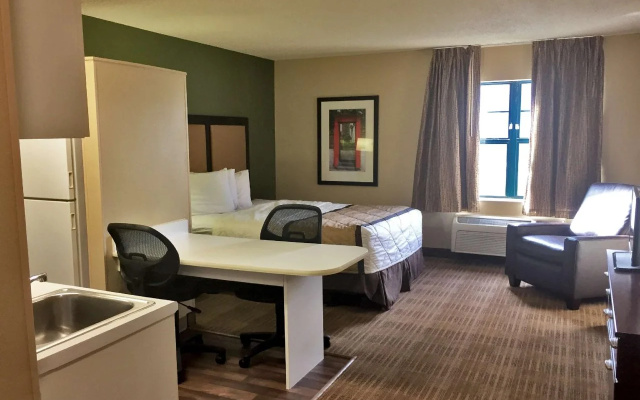 photo 5 of Extended Stay America Suites Chicago Itasca